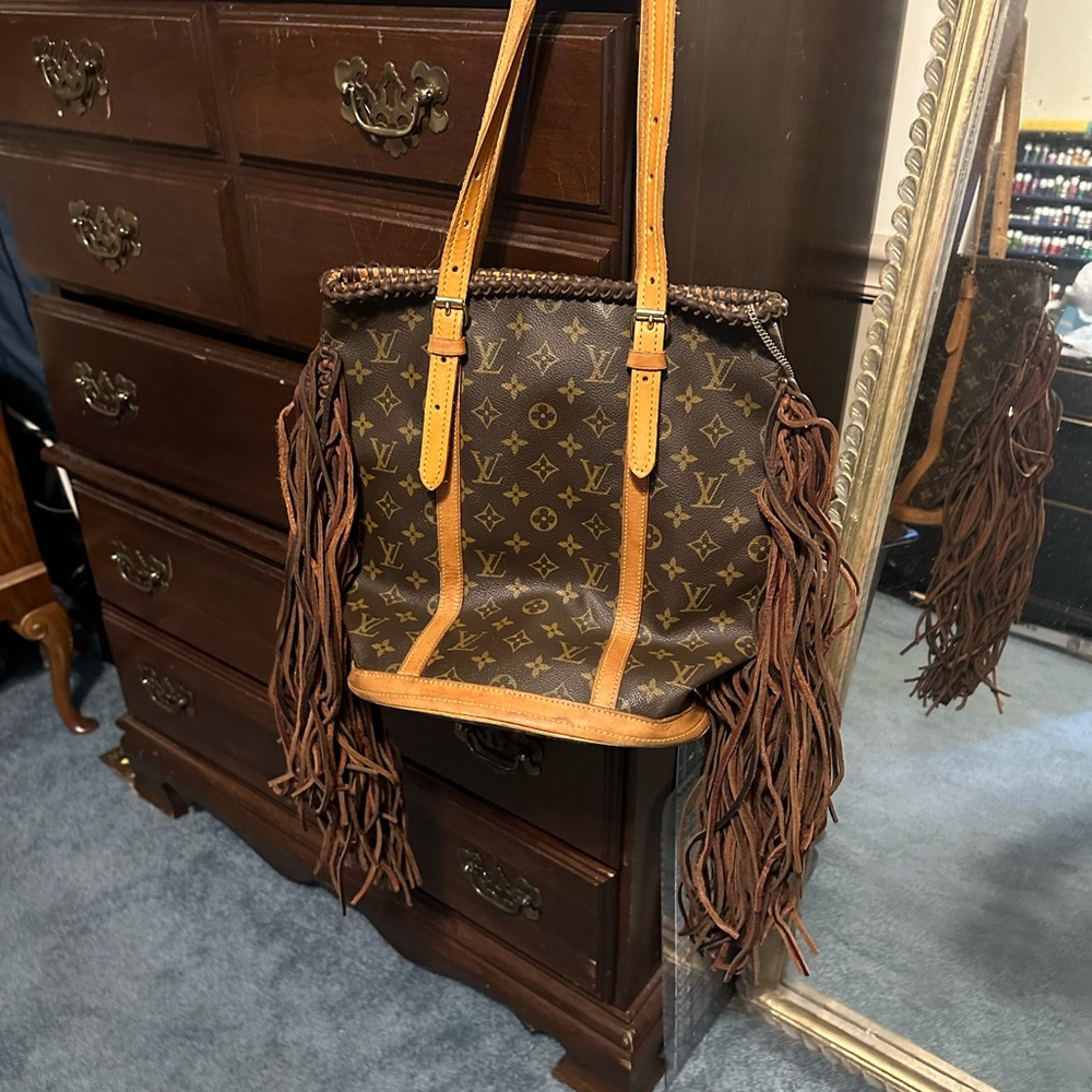 Louis Vuitton vintage boho upcycled champagne bag excellent condition!